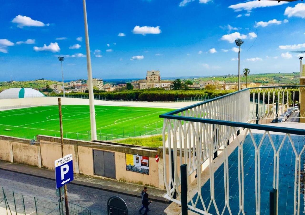 Ferienwohnung The Stone Garden Noto Exterior foto